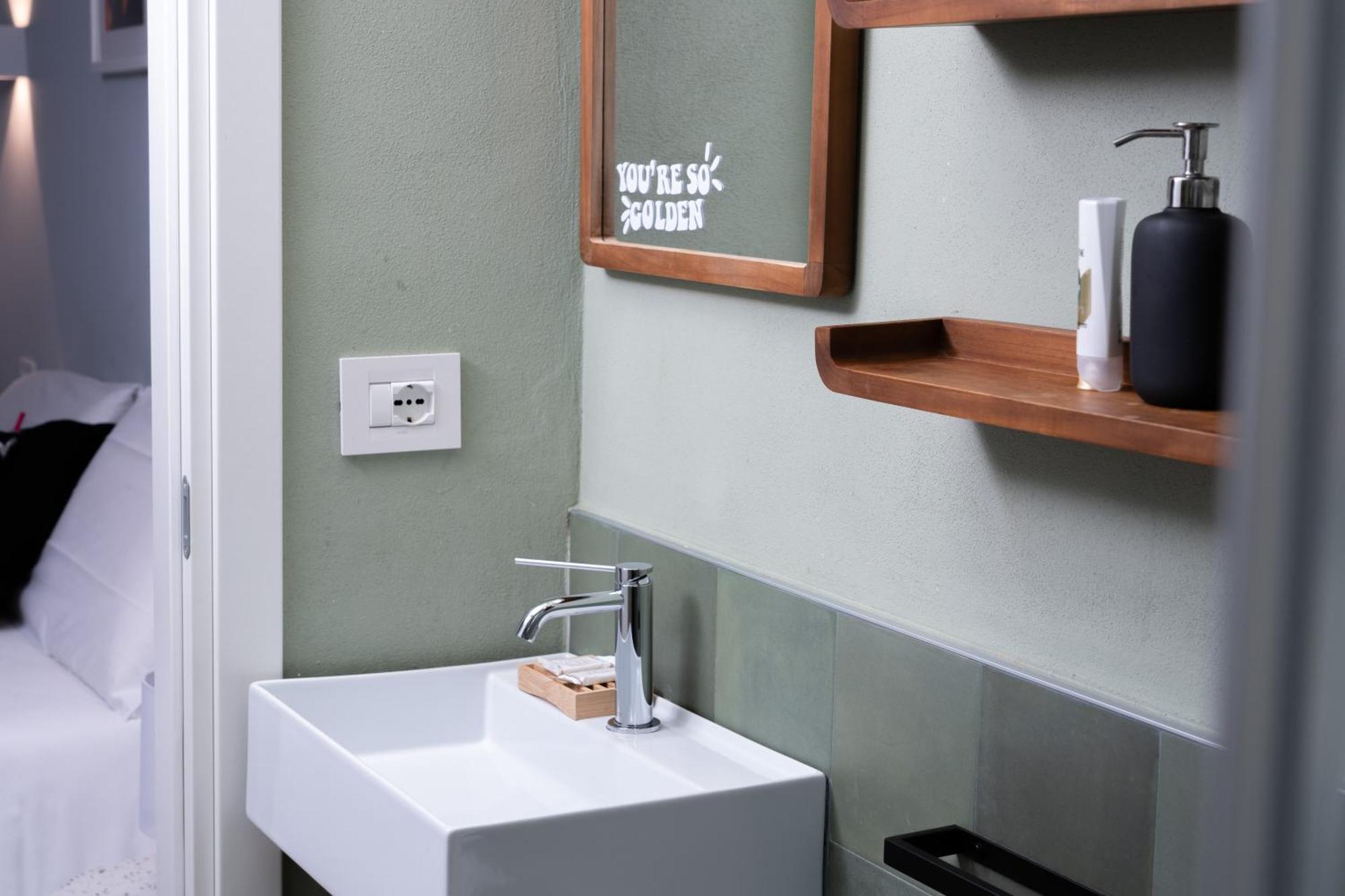 House Of Design Casati Bed & Breakfast Milan Bagian luar foto