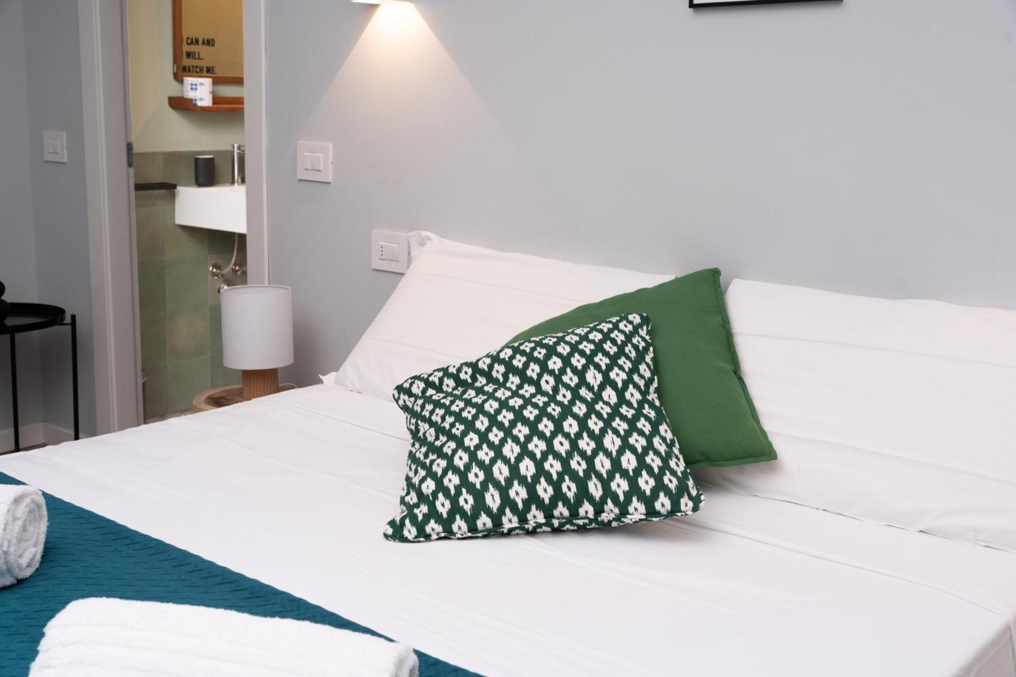 House Of Design Casati Bed & Breakfast Milan Bagian luar foto