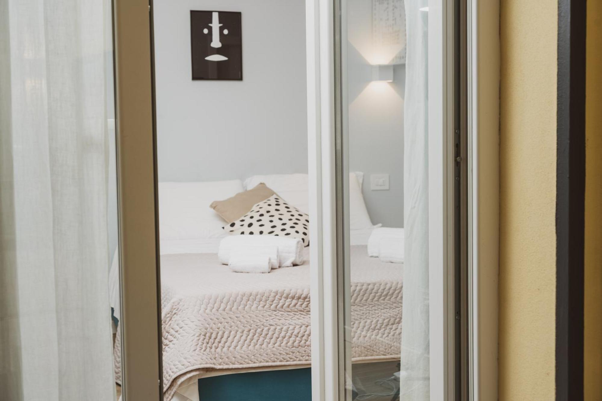 House Of Design Casati Bed & Breakfast Milan Bagian luar foto