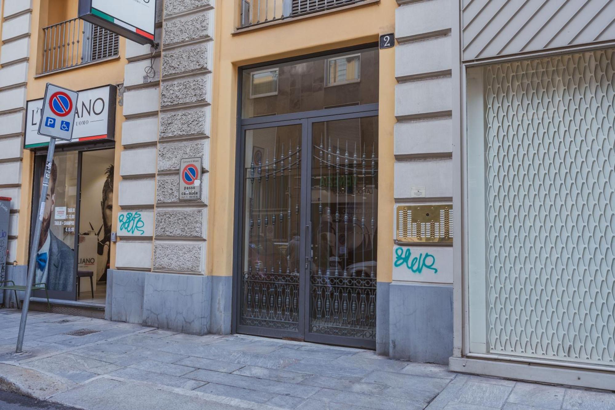 House Of Design Casati Bed & Breakfast Milan Bagian luar foto